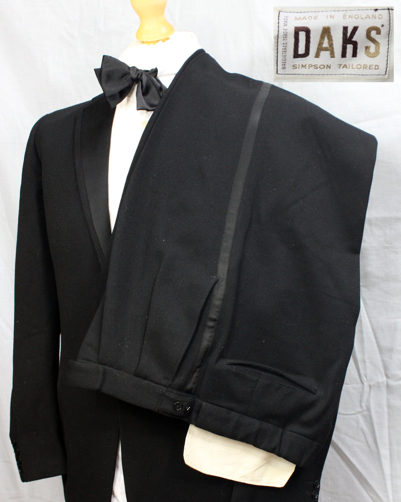Vintage British Dinner Suit - SL (2025)56