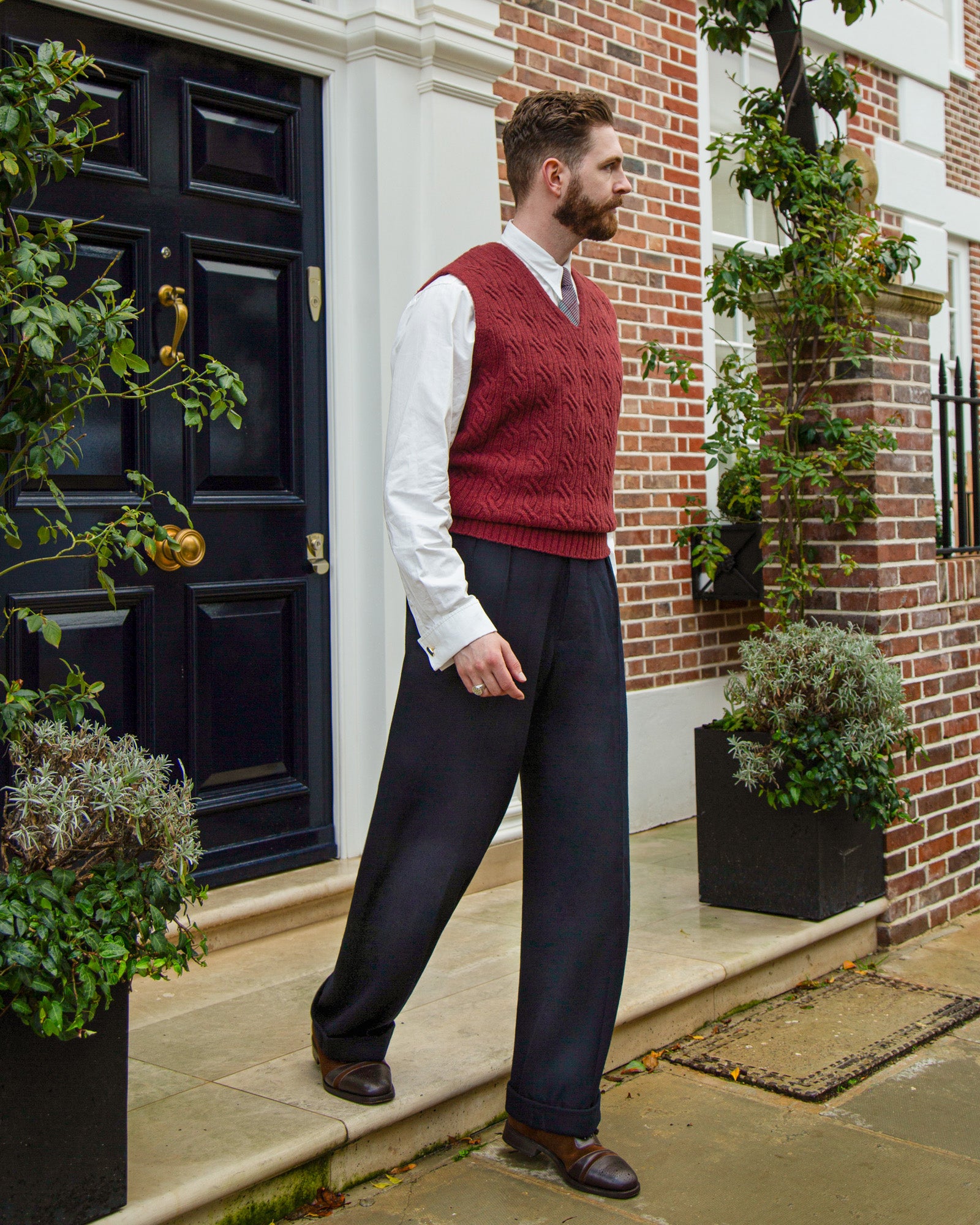 THETOE CHÂTELET KNIT VEST & PANTS Knitted Sweater Vest and